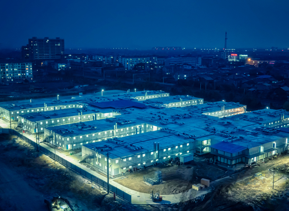 中房置业为上海杨浦区方舱医院建设保驾护航